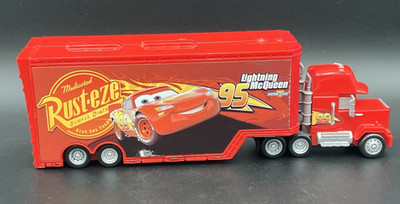 2017 Mattel Disney Pixar Cars Lightning McQueen #95 Mack Hauler CDN64