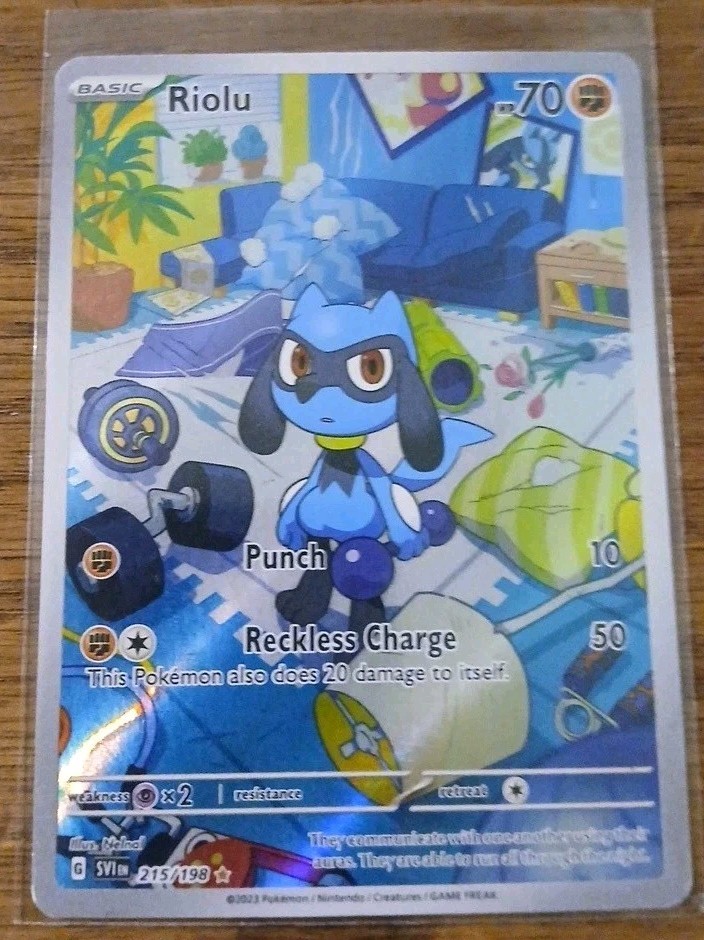 Riolu 215/198 SV01: Scarlet & Violet Base Set Holo