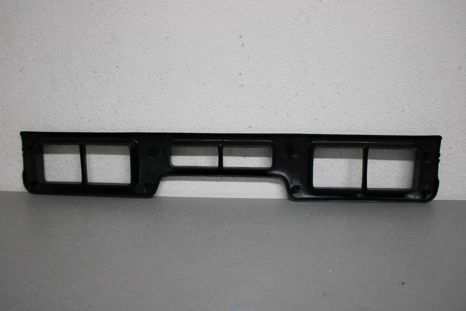 1992 1998 FORD F-150 F-250 FRONT BUMPER IMPACT STRIP WITH AIR HOLES CENTER - Image 4 of 4