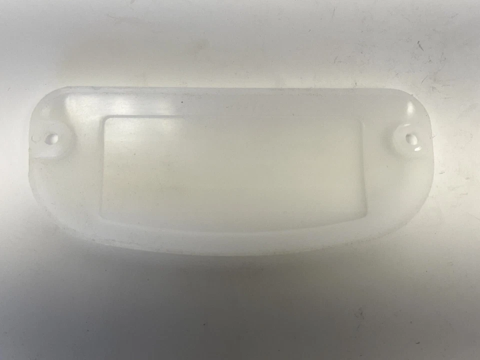 Dodge Truck serie D300 1957-1971 interior domo luz lámpara lente 2958428 nuevo de stock Foto 4 de 4