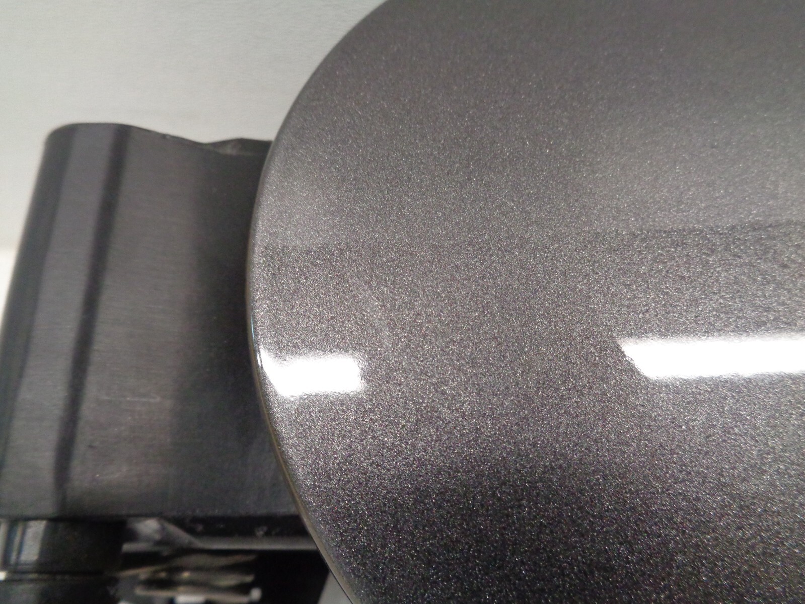 2014-2017 Maserati Ghibli Fuel Filler Door Lid Cover Assembly Gray OEM AK2402114