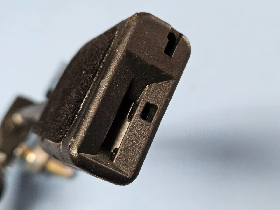 Преднатяжитель ремня безопасности переднего левого водителя для Honda Accord 2018 2022 годов выпуска черный от оригинального производителя - Изображение 4 из 4