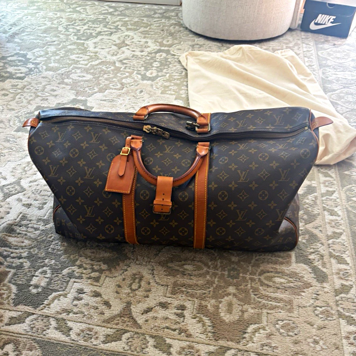 25+ Louis Vuitton 29