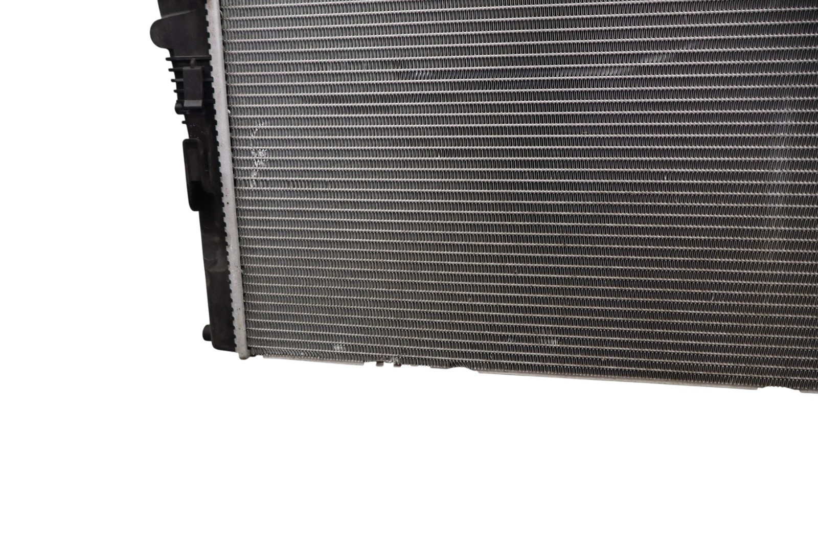 14-21 BMW i3 i3s I01 REX Front Engine Water Cooling Radiator 17117600520 Oem