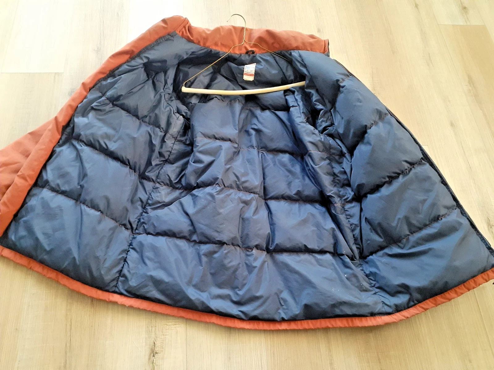 Vintage 1970s Large Frostline Kit Goose Down Parka Orange Color Good Condition image 2