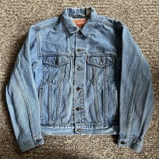 Men  s Standard Trucker Levi  s Denim Jacket Size Medium