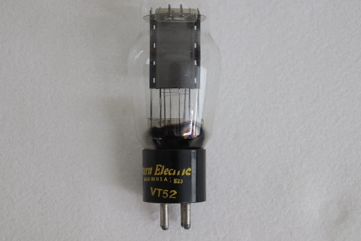 翌日配送可能 UNITED ELECTRON VT-52 2本 ユナイテッドエレクトロン