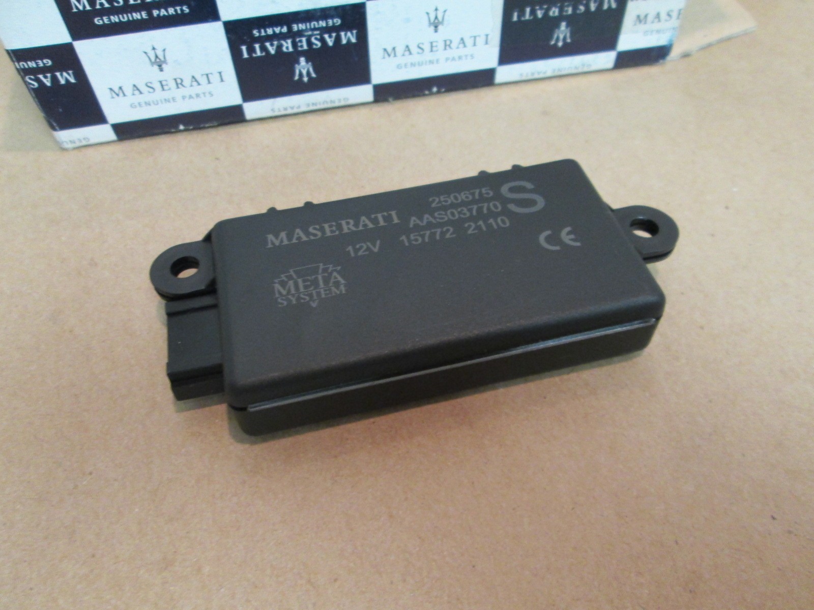 Maserati Gran Cabrio - Volumetric Sensor / Antenna -  NEW #  250675