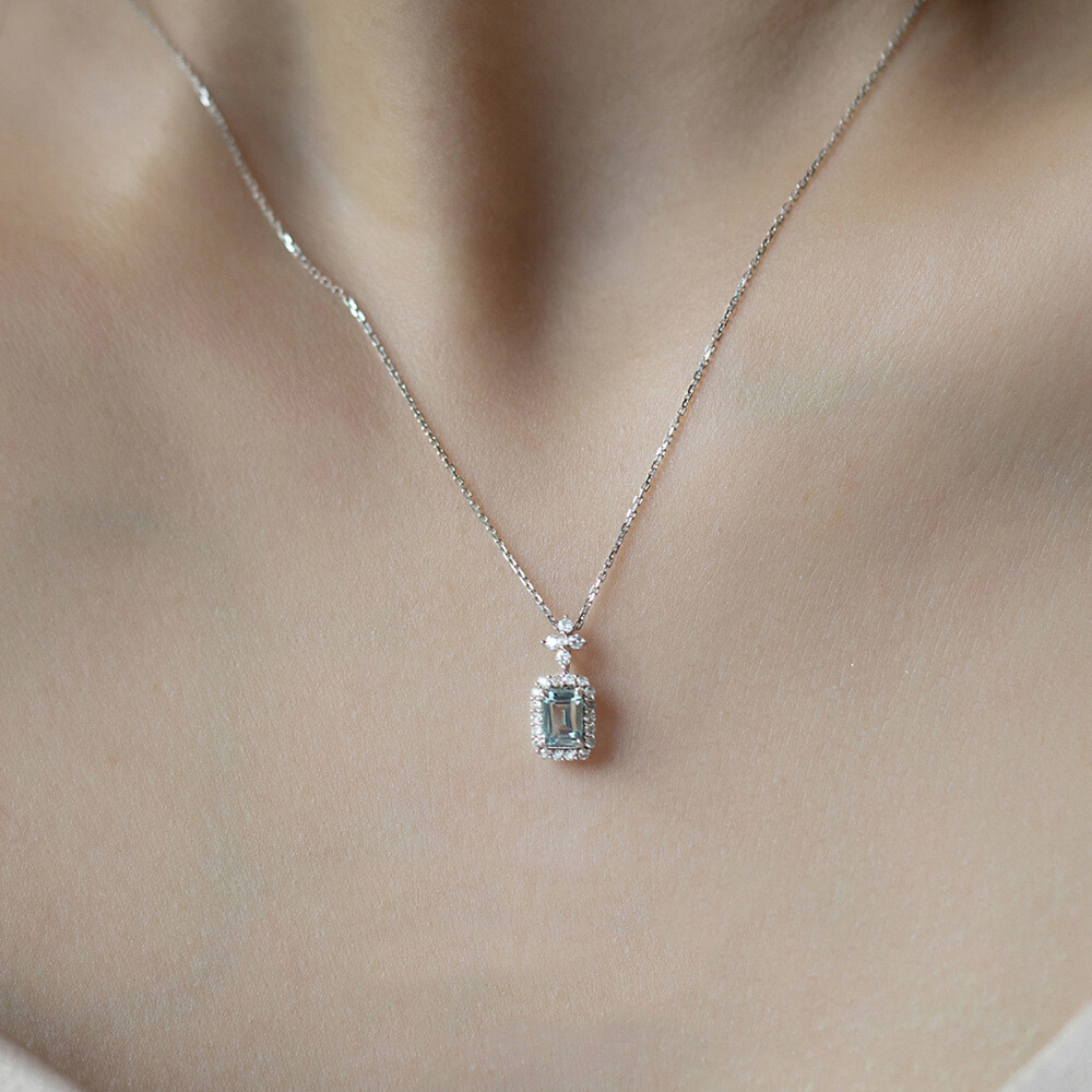 Elegant 925 Silver Filled Necklace Pendant With Green Cubic Zirconia - Women's Jewelry Gift