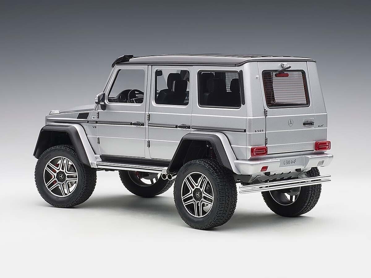1/18 Mercedes Benz G500 4X4 2 Silver Composite Model Car By 1/18 Mercedes Benz G500 4X4 2 Silver Composite Model Car By