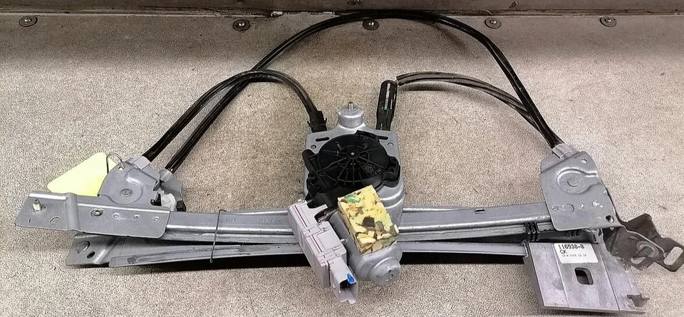 Orig. Opel Tigra B Twintop Cabrio Fensterheber Rechts Motor komplett Beifahrer  - Bild 1 von 1