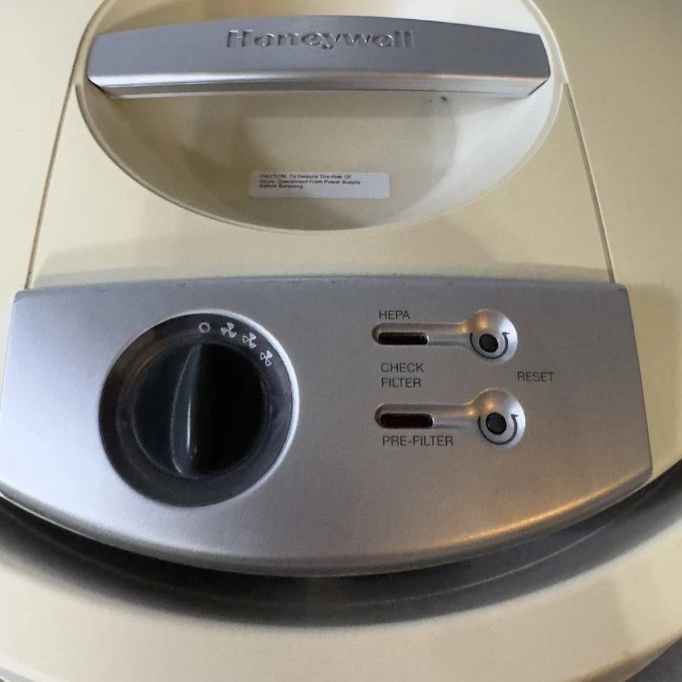 Honeywell 50250-S Air Purifier True HEPA Allergen Removal With Filter Tested - Image 3 of 4
