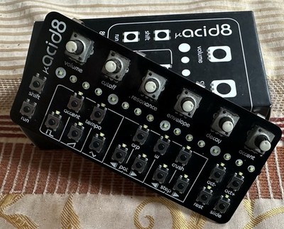 Twisted Electrons µAcid8  Gebraucht