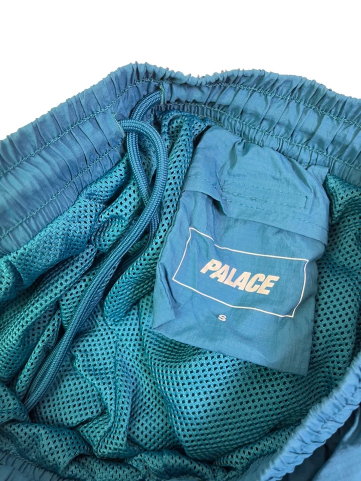 Palace Skateboards Crink Runner Shorts 7" Small Nylon Mesh - Image 2 of 4