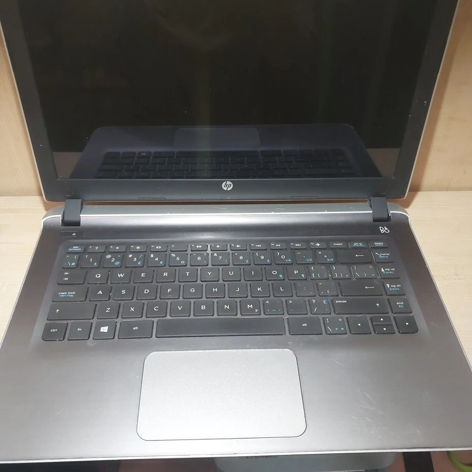 HP Pavillion 14-ab168CA Laptop *No HDD/Battery* Power On Display - Image 2 of 4