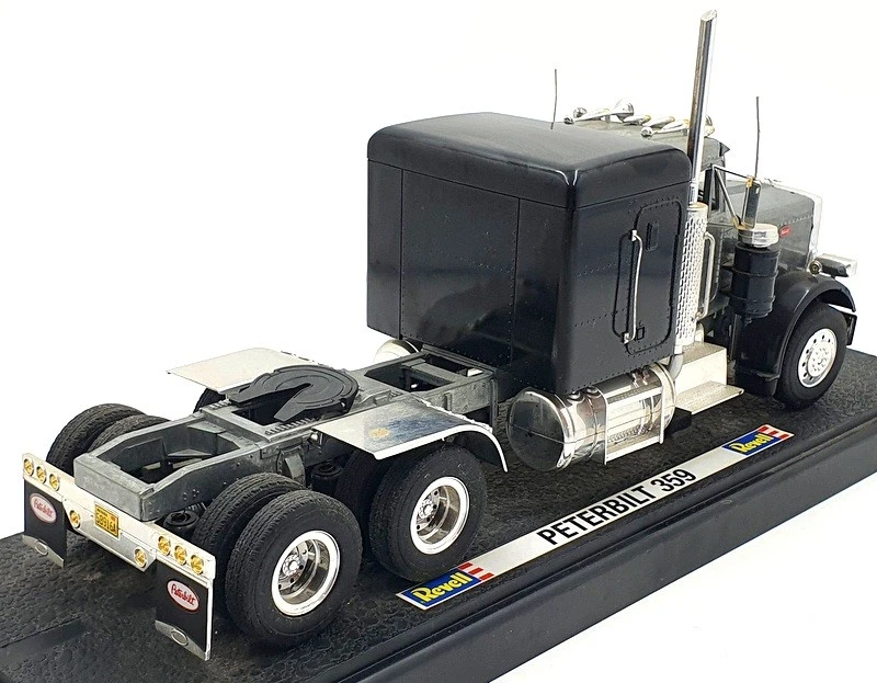 Revell 1/24 Scale 08891 - Peterbilt 359 Truck - Black/ Bare Metal Reworked - Image 2 of 4