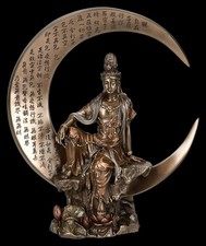 Guanyin in Figur - Göttin der Barmherzigkeit - Chinesische Mythologie Veronese