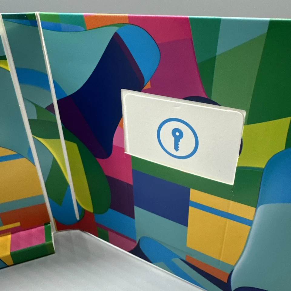 Microsoft Windows 8 Pro 32/64 Bit DVD w/ Product Key – Very Good Condition - Image 4 of 4