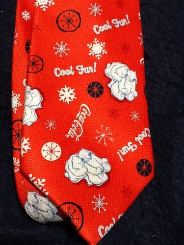Coca Cola  ●  Polar Bear Tie  ●  Red  ●  Cool Fun!  ●  Christmas seasonal    👔 - Picture 3 of 5