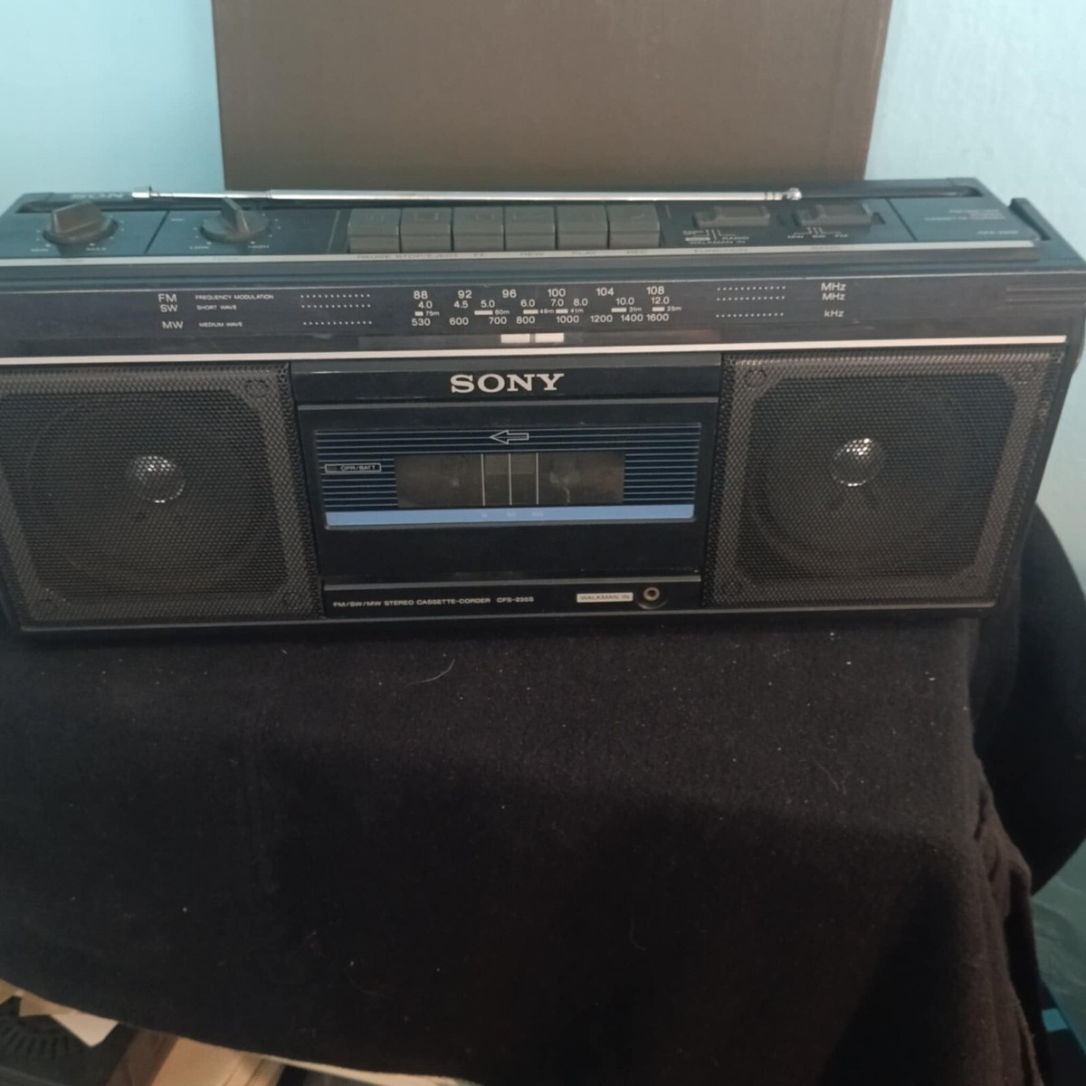 Sony CFS-235S Portable Stereo Boombox Cassette Recorder FM/SW/MW