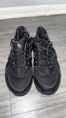 Size 6Y- Nike Air Huarache Run Triple Black- lightly used