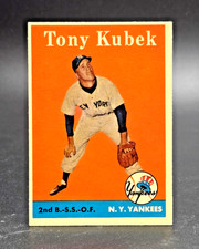 1958 Topps #393 Tony Kubek EX/EX-MT NICE! SHARP! SEE! New York Yankees!