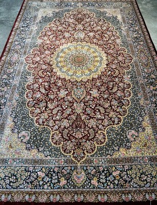 6'5''x9'10'' Exquisite Hand-Knotted 100% Silk Qume Rug