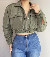 Fashion Boutique Women’s BRAND NEW Olive Green Bomber Jacket Size Small