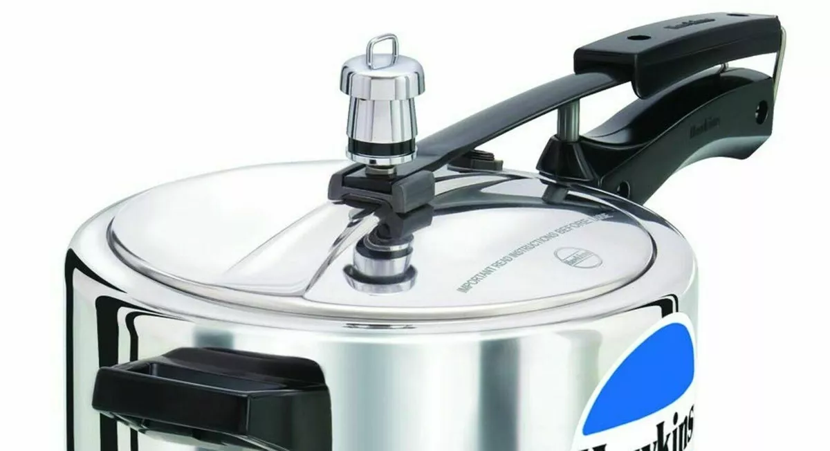 Hawkins Stainless Steel Induction Compatible Inner Lid Pressure Cooker, 4  Litre, Silver (Hss40), 4 Liter