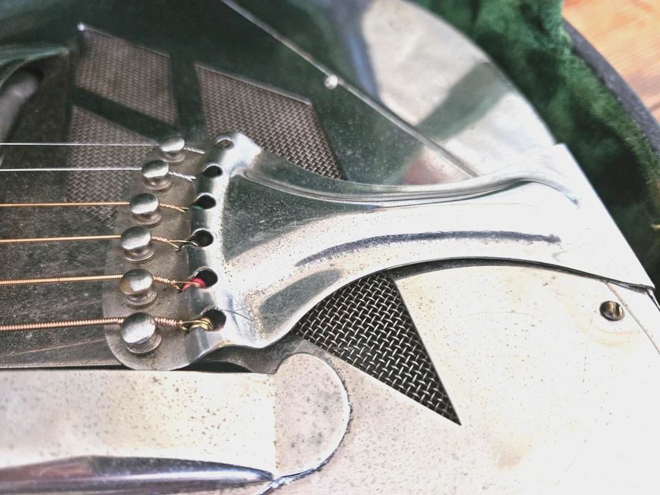 National Tricone guitar Style 1 1928 Round neck - Image 3 of 4