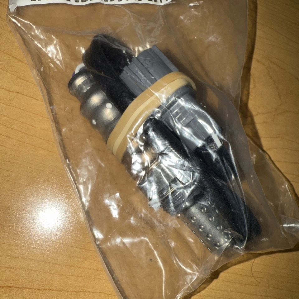 Sensor de oxígeno izquierdo O2 13763 89465-04290 totalmente nuevo para Toyota Tacoma Lexus ES300 Foto 2 de 4