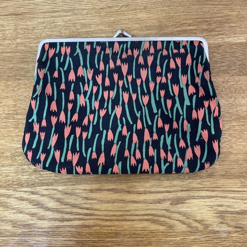 Marimekko Tahtiniitty Black / Orange / Green Large Coin Purse - Picture 2 of 7