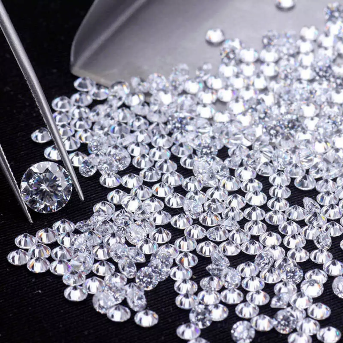 575 Pcs CVD Loose Diamond Lot Round 0.70 MM H Color IF Clarity