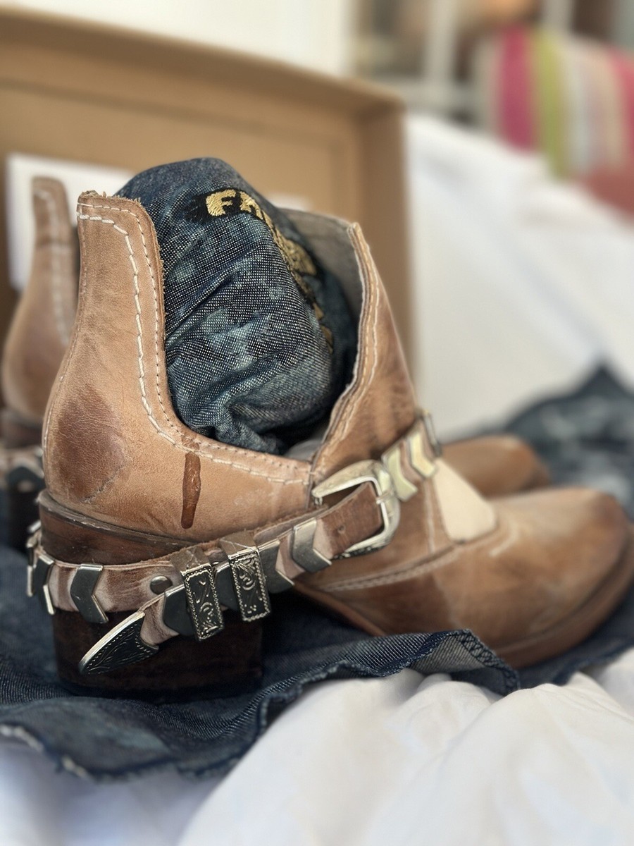 FREEBIRD Blade Boot Vintage Size womens