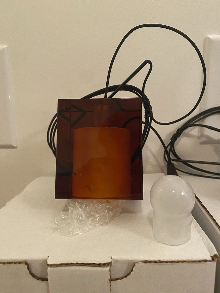 Tech Lighting Monorail MO-CUBE AMBER, ANTIQUE BRONZE 700MOCUBAZ - Image 3 of 4