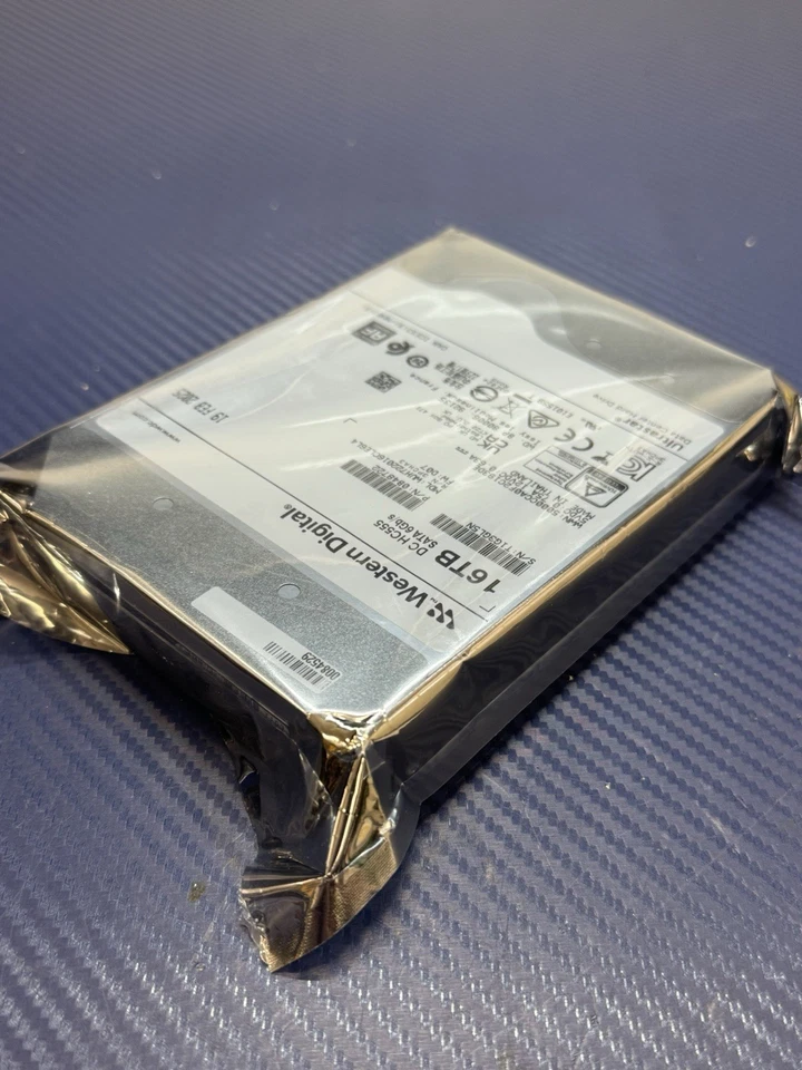 NEW WESTERN DIGITAL DC HC555 16 TB Hard WUH722016CLE6L4 0B48722 WD Ultrastar - Image 3 of 4