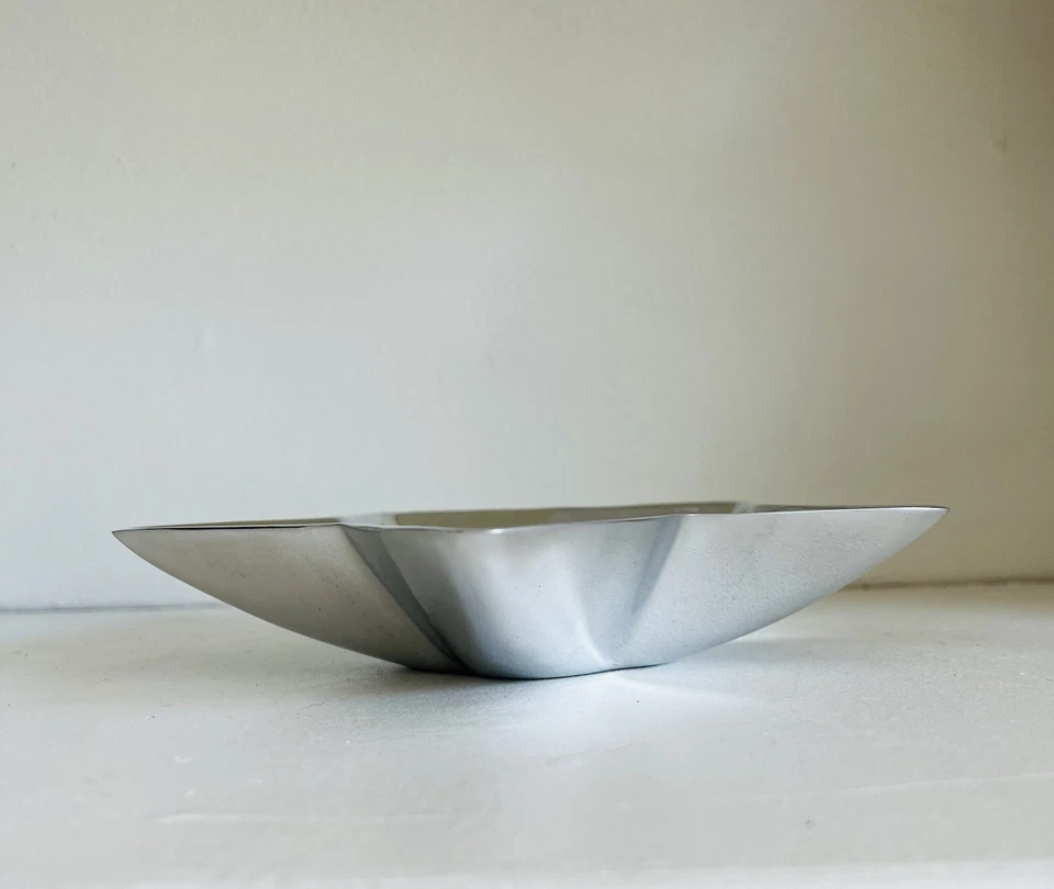 Pottery Barn Barona Star-Shaped Dish – Handcrafted Aluminum Serveware Holiday - Image 4 of 4