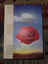 Plant Magick. the Library of Esoterica by Jessica Hundley (2022,