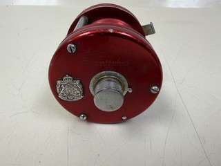 Abu Garcia Red Ambassadeur 5000 Baitcasting Fishing Reel Vintage Swedish Made