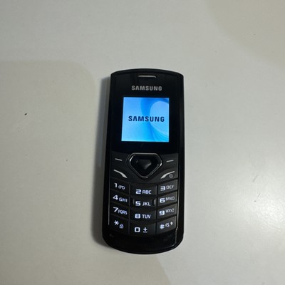 Samsung GT-E1170 (Unlocked) Mobile Phone Immaculate Condition With Charger