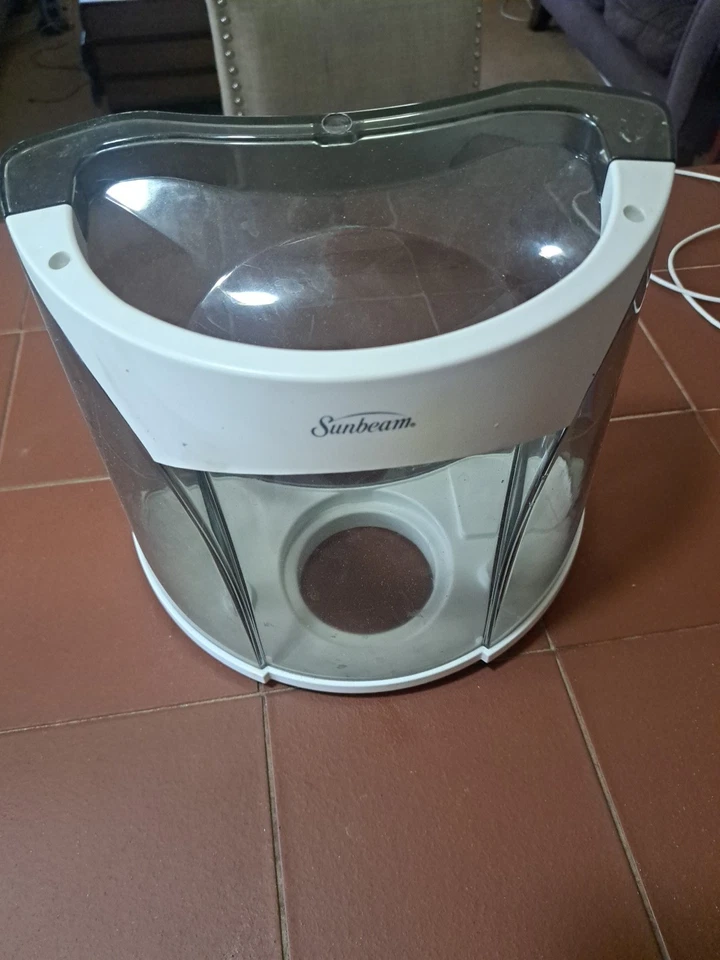 Sunbeam Model  SWM6000  Warm Mist Humidifier Tank ONLY No Cap - Image 3 of 4