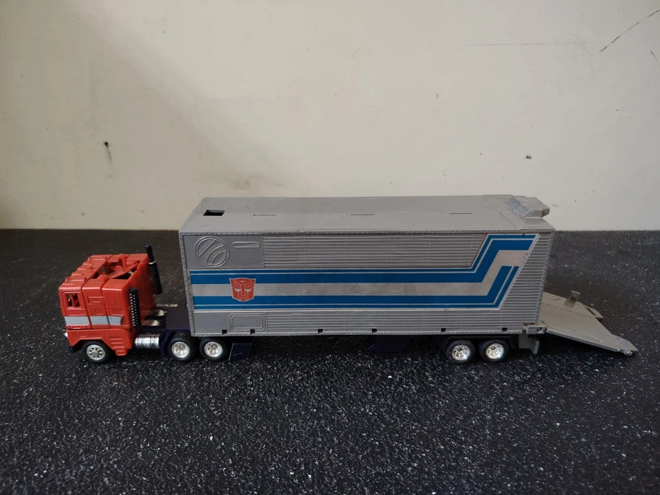 vintage transformers G1 optimus prime metalcab commander hasbro anni '80 - Immagine 2 di 4