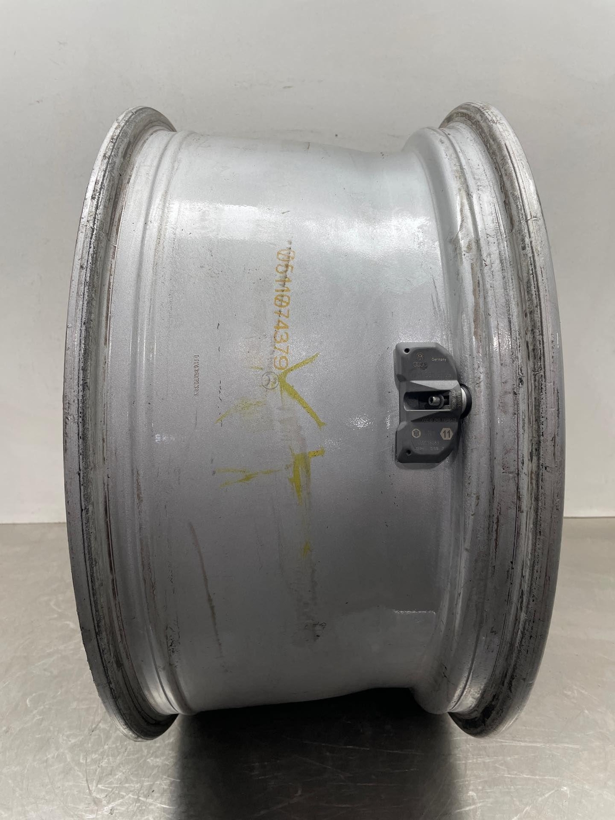 2006 Bentley Continental Wheel Rim 19"x9" Alloy 5 Spoke *SCUFFS* OEM 3W0601025R