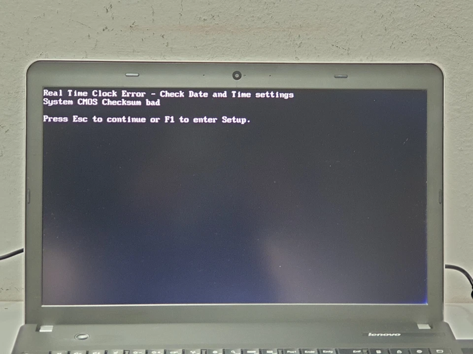 Lenovo ThinkPad E540 i5 256GB SSD 8GB Notebook Laptop Windows 10 Pro GT740 15,6" - Bild 2 von 4