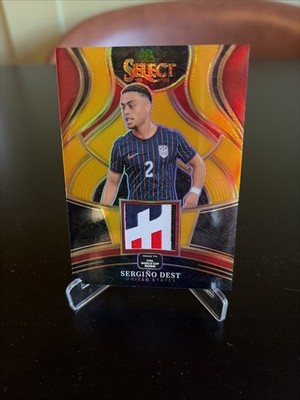 25-26 Select Road To FIFA World Cup Sergino Dest USA Patch True Gold /10 05/10