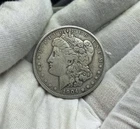 1904 Morgan Dollar, Nice Coin, SHIPS FREE R359