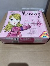 Threadz Make A Scarf Kit Colorific für verschiedene rosa Farben neu beschädigte Box 