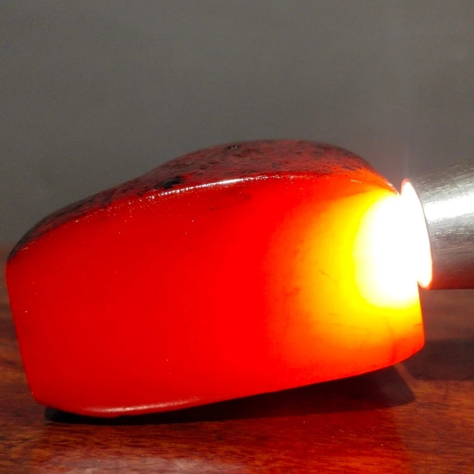 Antiguo Tibetano Piel Negra Núcleo Rojo Campo Amarillo Piedra Original Embrión Sello Ocioso Foto 3 de 4