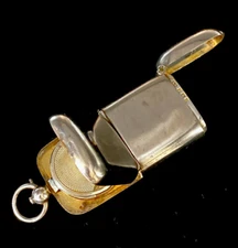 Antique Sterling Silver Hallmarked Birmingham 1905 Sovereign Coin and Vesta Case