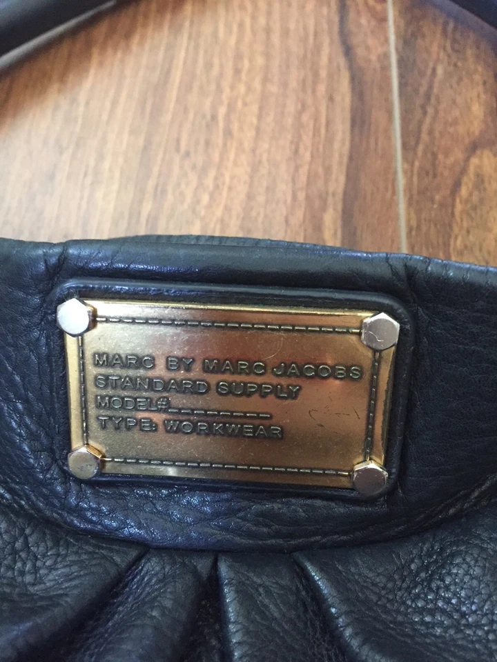 Marc Jacobs Black Pebbled Leather Classic Q Hillier Hobo Handbag Gold Hardware - Image 4 of 4